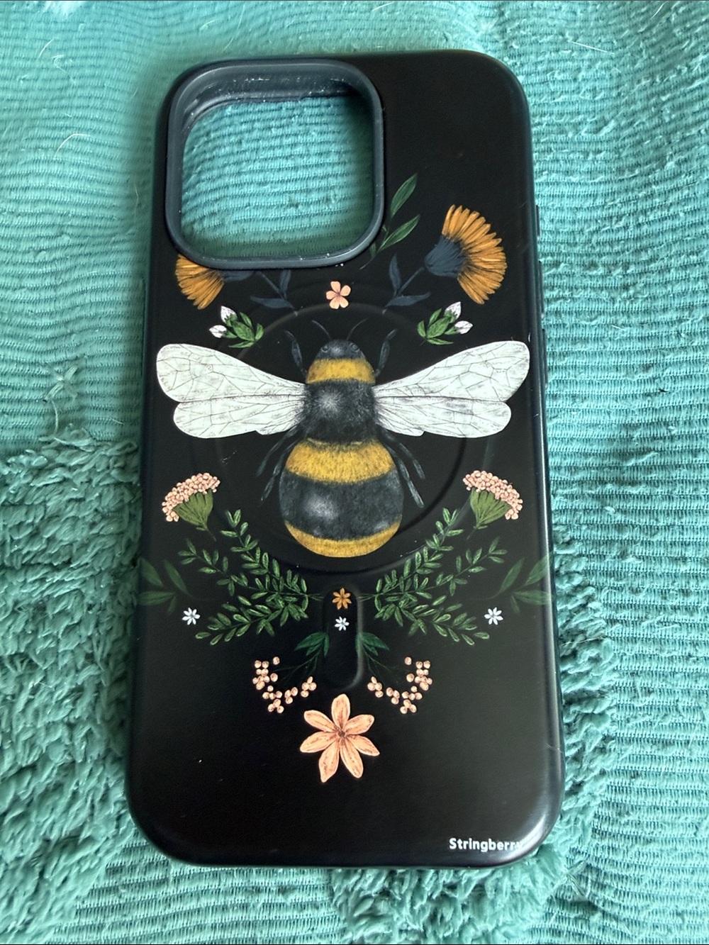 StringBerry Black Bee Floral iPhone 16 Pro Mag Safe Case